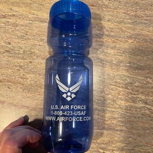 USAF water bottle, NWOT, blue, plastic